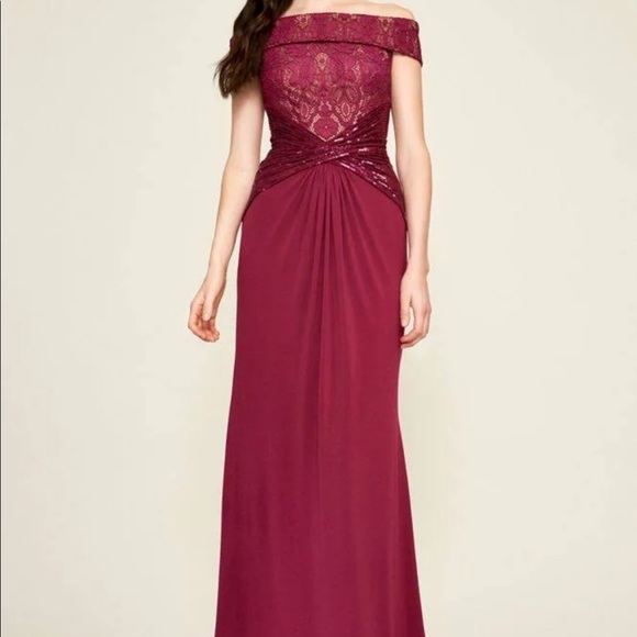 Tadashi Shoji Sangria maroon fuchsia cranberry off the shoulder evening gown - Picture 1 of 17